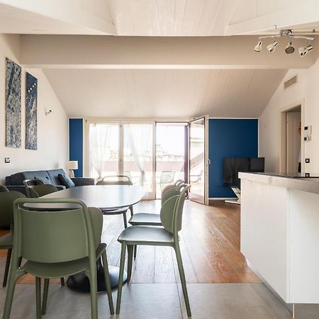 Easyhomes - Brera Luxury Suites Milan Bagian luar foto