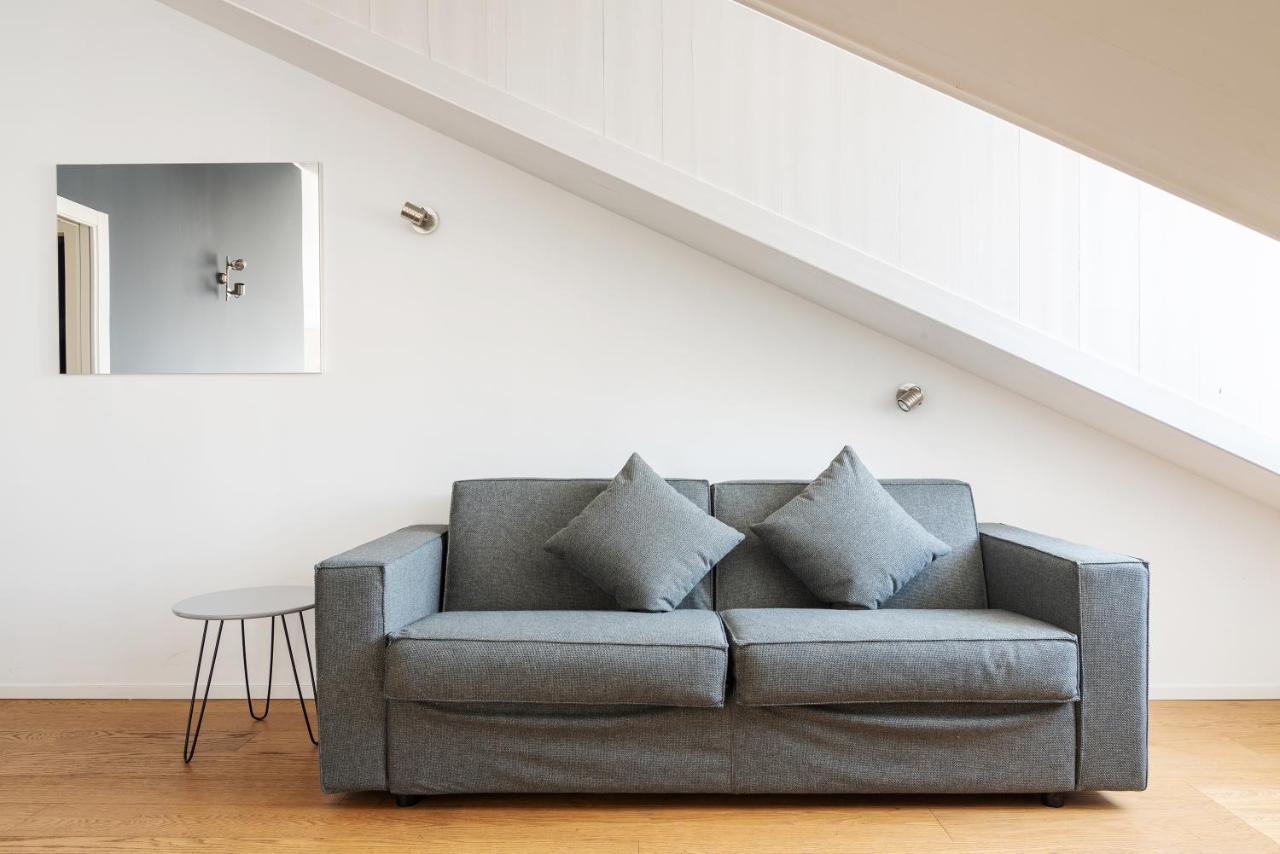 Easyhomes - Brera Luxury Suites Milan Bagian luar foto